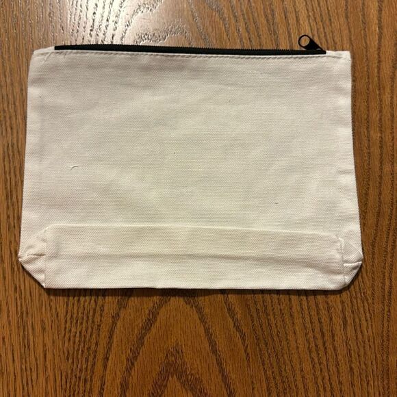 ❤️ 3/$15 Bundle Sale — Firm. Bundle 3 ❤️ Items $7–$9 only & Save! No limit. - Picture 4 of 9